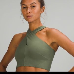 NWT Lululemon Nulu Wrap-Front Longline Bra *Light Support, A/B Cup
Green Twill
